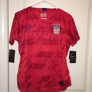 Nike women’s Team USA UWNT national soccer Red sewn crest jersey-3 Star Top slim